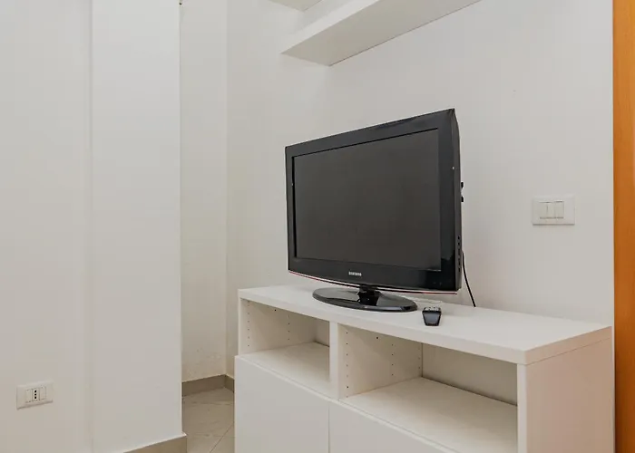 Teano Place * Mediolan