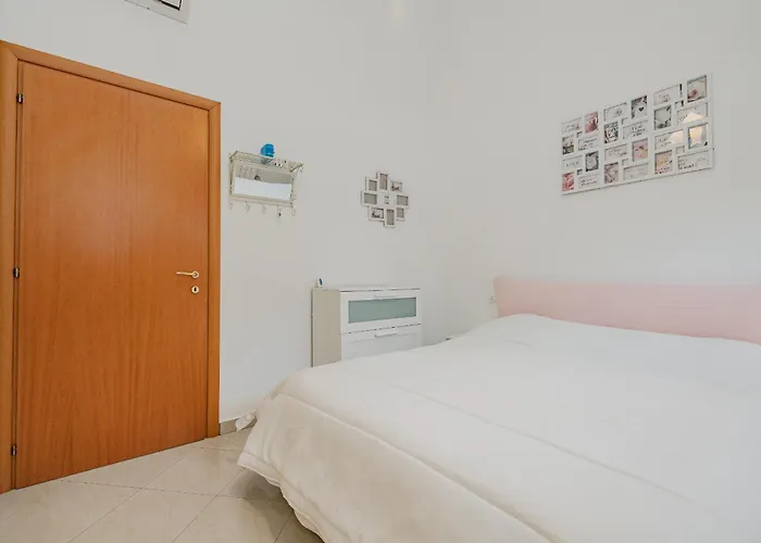 Teano Place * Mediolan