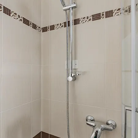 Teano Place Appartement *