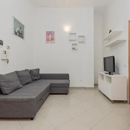 Apartment Teano Place