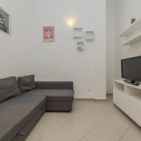 Apartment Teano Place *