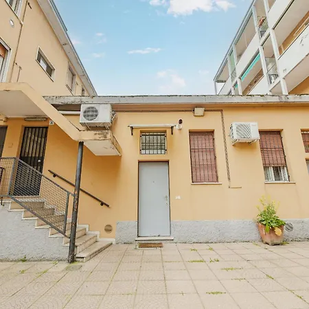 Apartment Teano Place *